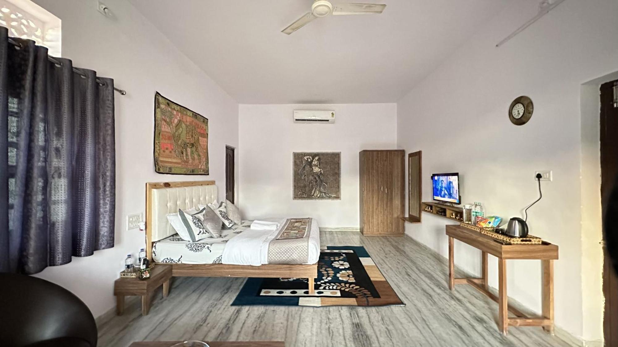 אודייפור The Burj Resort Luxurious Stay מראה חיצוני תמונה