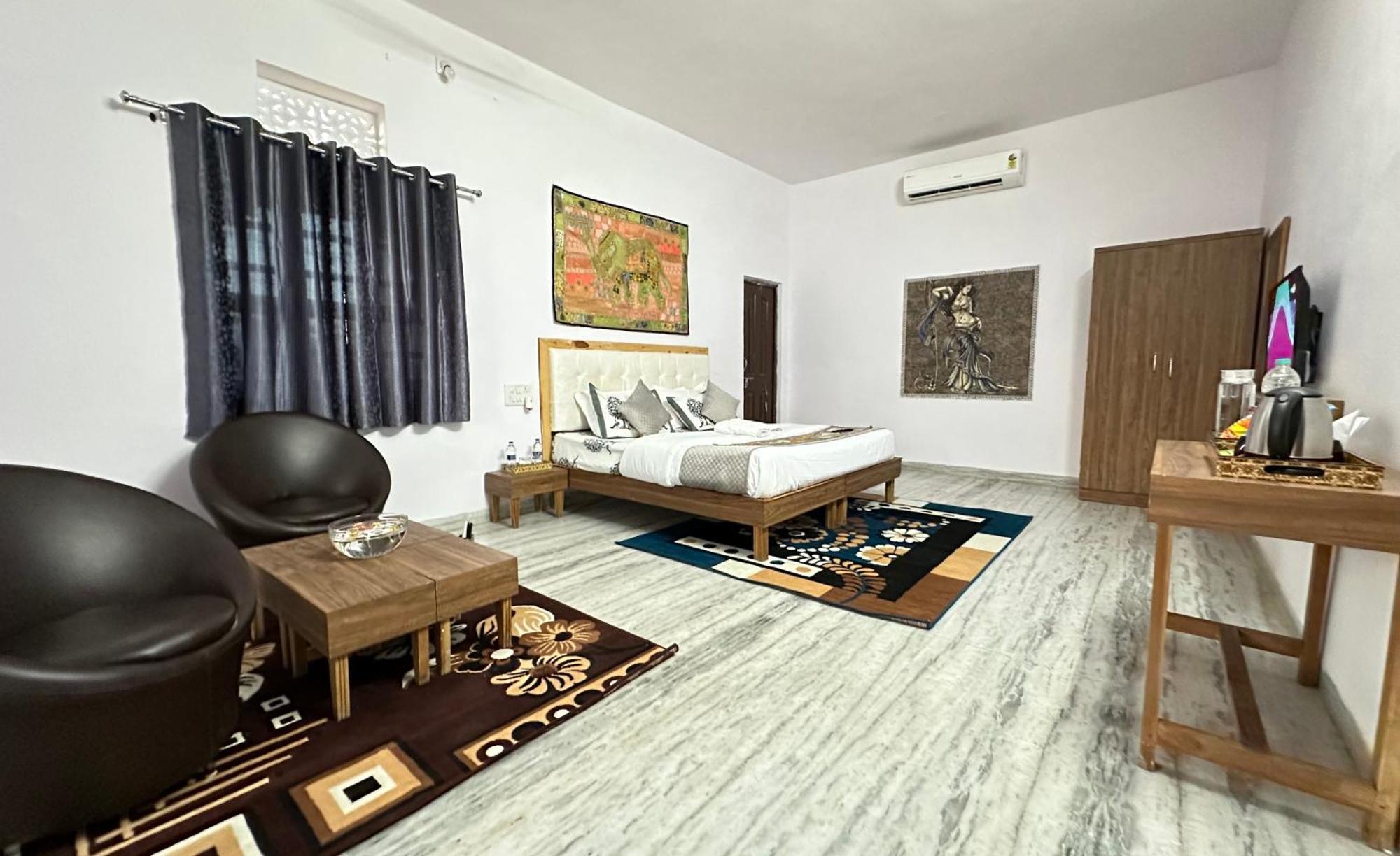 אודייפור The Burj Resort Luxurious Stay מראה חיצוני תמונה